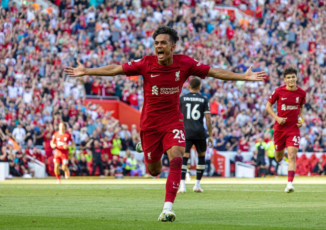 开云体育入口-包含利物浦凭一球小胜拜仁，晋级希望渺茫的词条