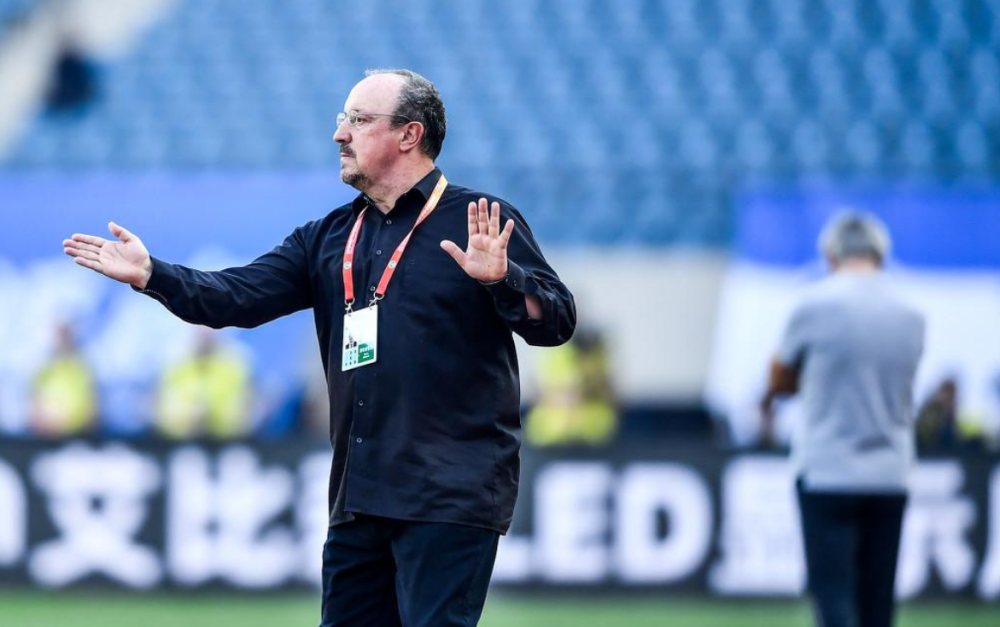 开云体育在线-关于梅斯球队换帅，外界解读其战术调整的信息