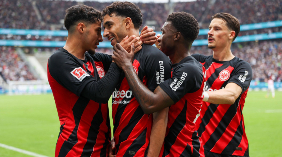 法兰克福球队在德国联赛中展现出色状态的简单介绍 法兰克福球队在德国联赛中展现出色状态的简单介绍