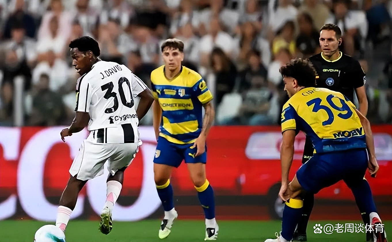 开云体育在线-尤文图斯球迷为球队庆祝连胜