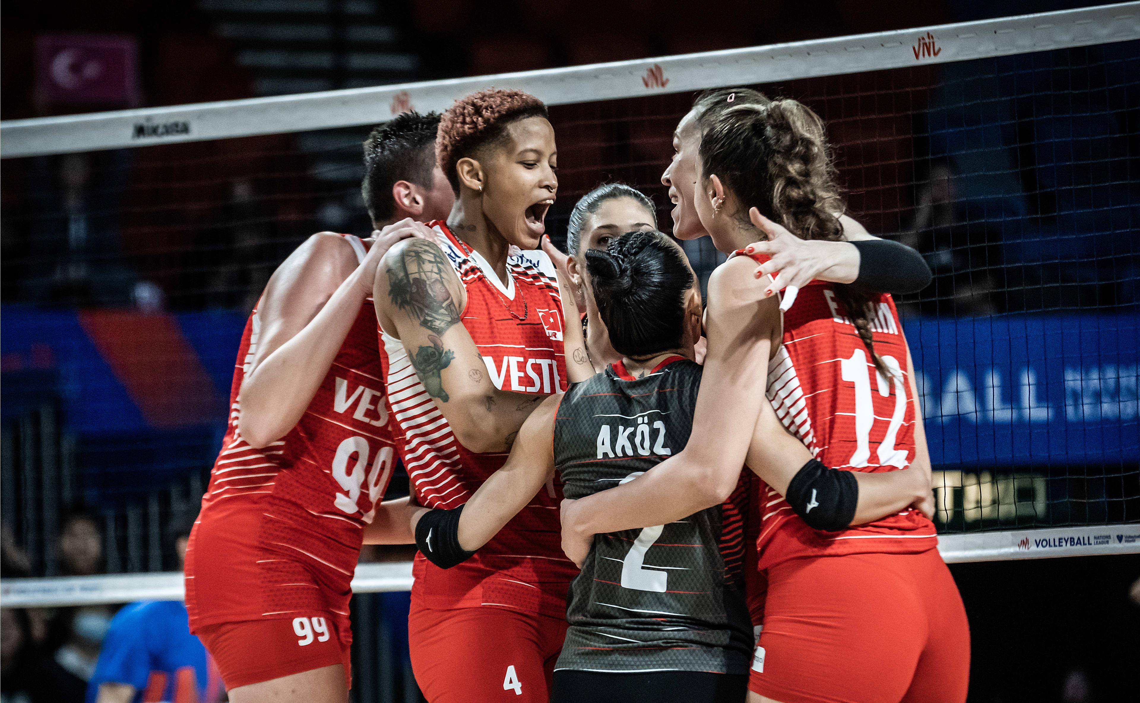 开云体育app-波兰队横扫瑞典队，梁靖崑带队取胜