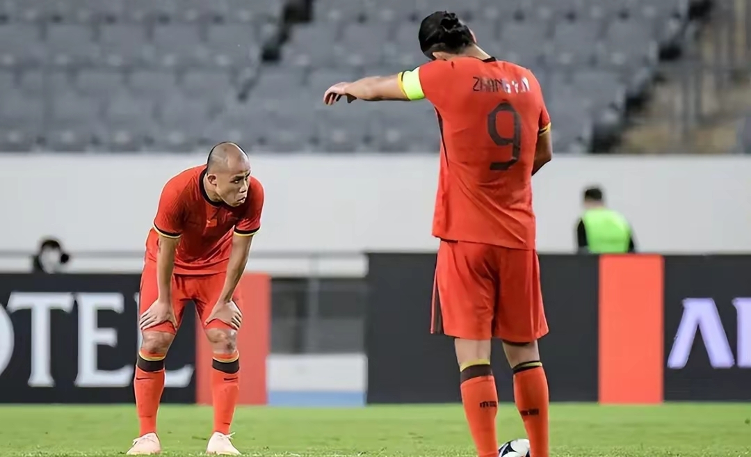 开云下载-日本队力克法国队，波尔统治全场