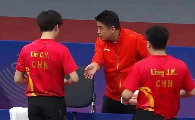 瑞典队完胜法国队,梁靖崑扛起全队 瑞典队完胜法国队,梁靖崑扛起全队