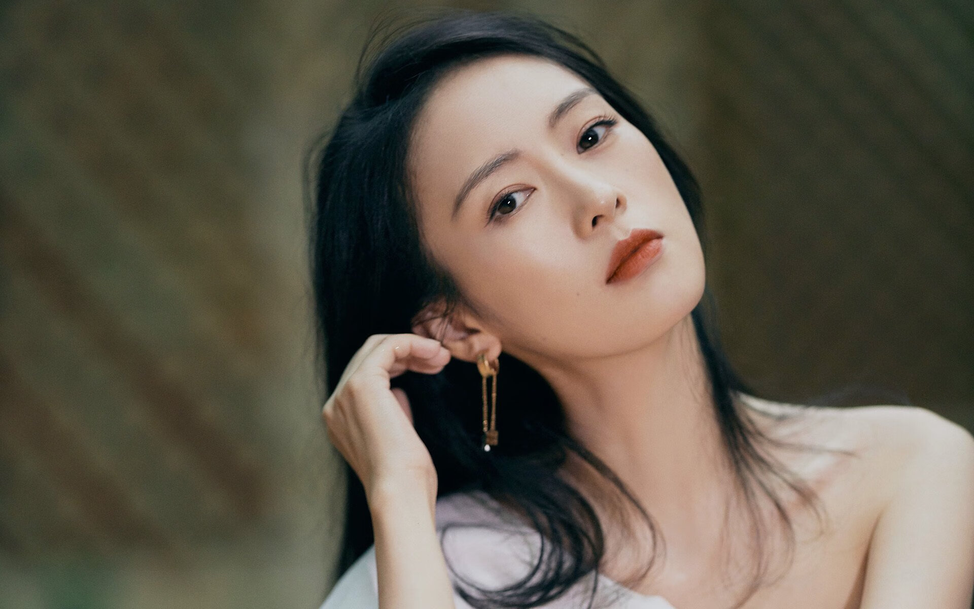 欧文天神下凡狂轰45分,吉林末节掀翻上海,争冠战爆冷胜出!