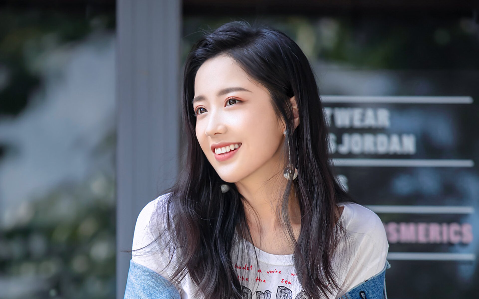 冰火交锋，当英超争冠战撞上76人的赛场统治力