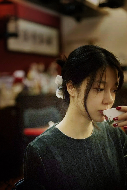 钢铁熔炉,当F1引擎在上海街头咆哮,中国火力全开压制拜仁战车