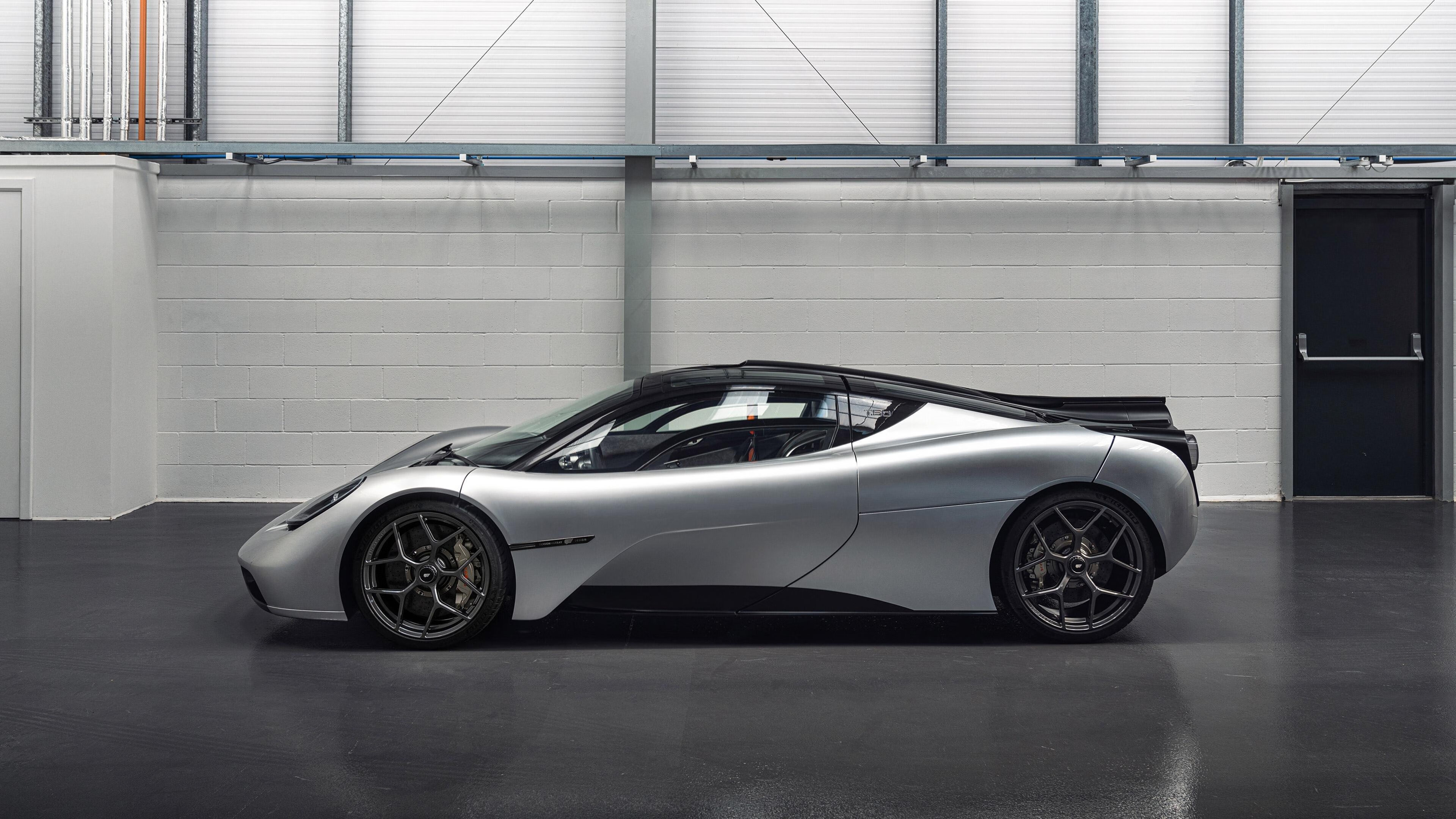 开云体育app-战火淬炼的篮球意志,乌克兰爆冷墨西哥,坎特成关键先生